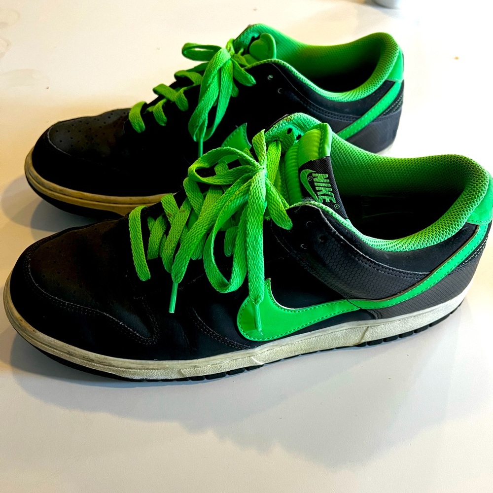 Men’s size 12 Nike shoes